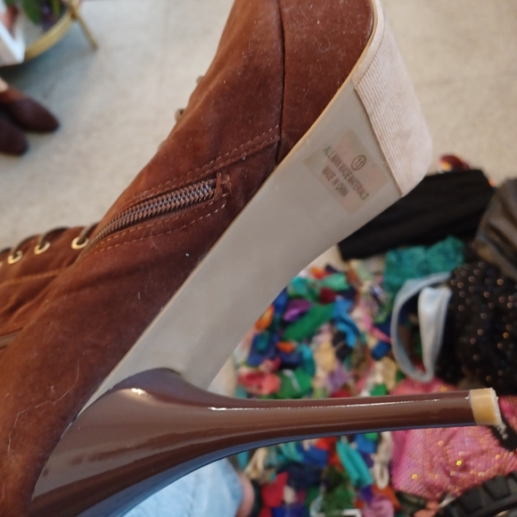 Brown peek a boo thigh high boots - Picture 4 of 5